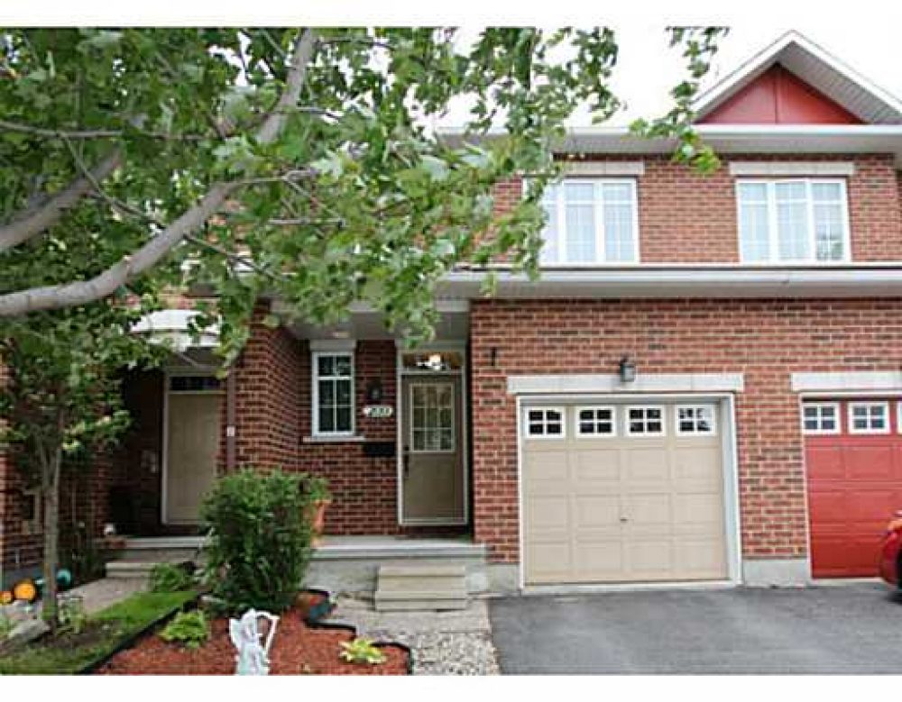 5 Felstead Gardens, Nepean, ON, K2J 3J4 - house for sale - Listing ID  1266251 - Royal LePage